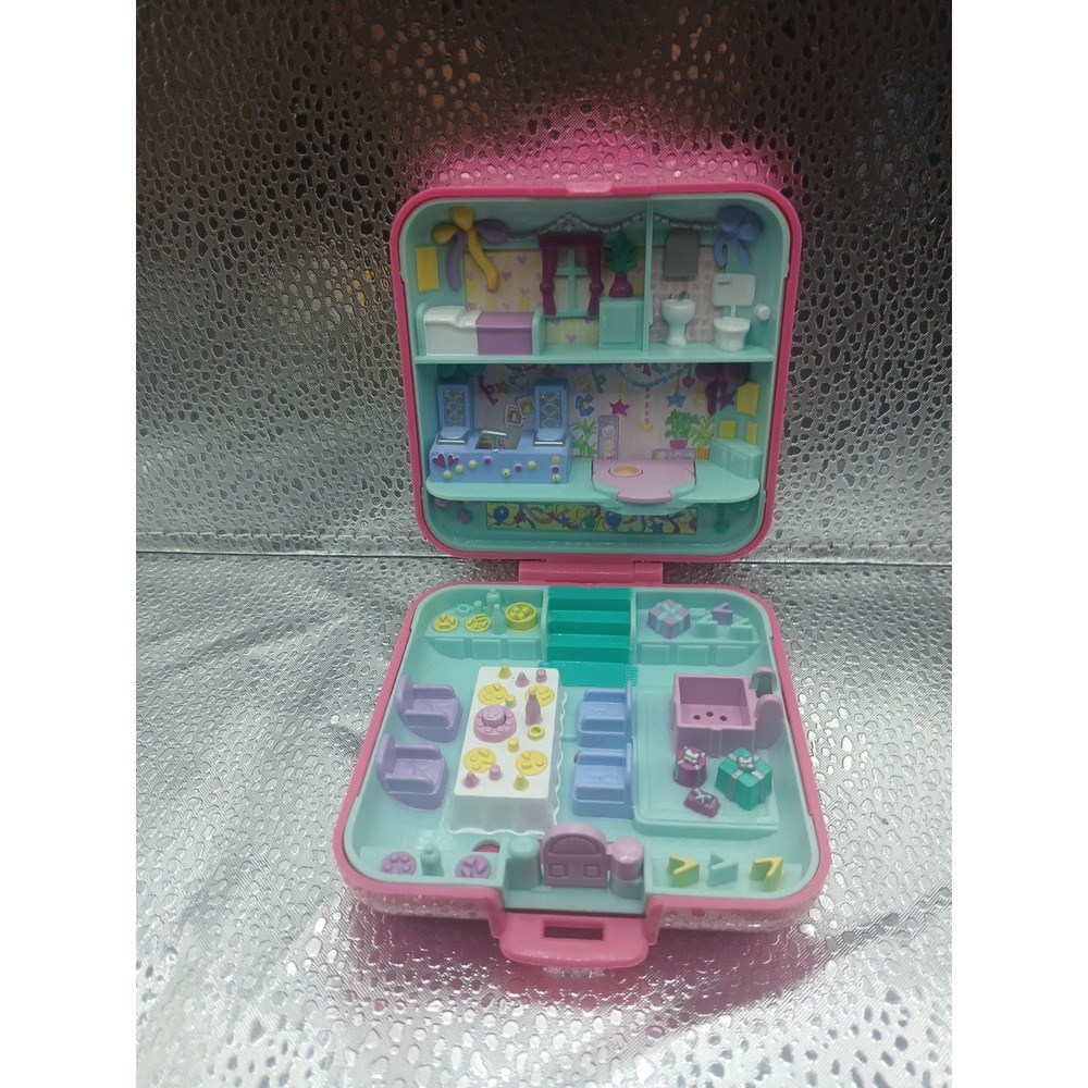 Vintage 1989 Bluebird Polly Pocket Partytime Surprise Pink Compact No Figures